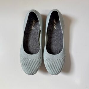 Allbirds Women's Light Blue Tree Breezers Flats Size 5